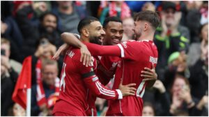 Liverpool despacha al Everton y mantiene su invicto en la Premier League