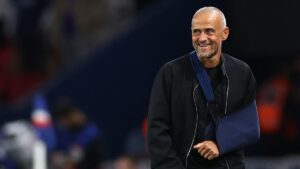 Luis Enrique se lleva el Trofeo Johan Cruyff como el Mejor Entrenador del Año