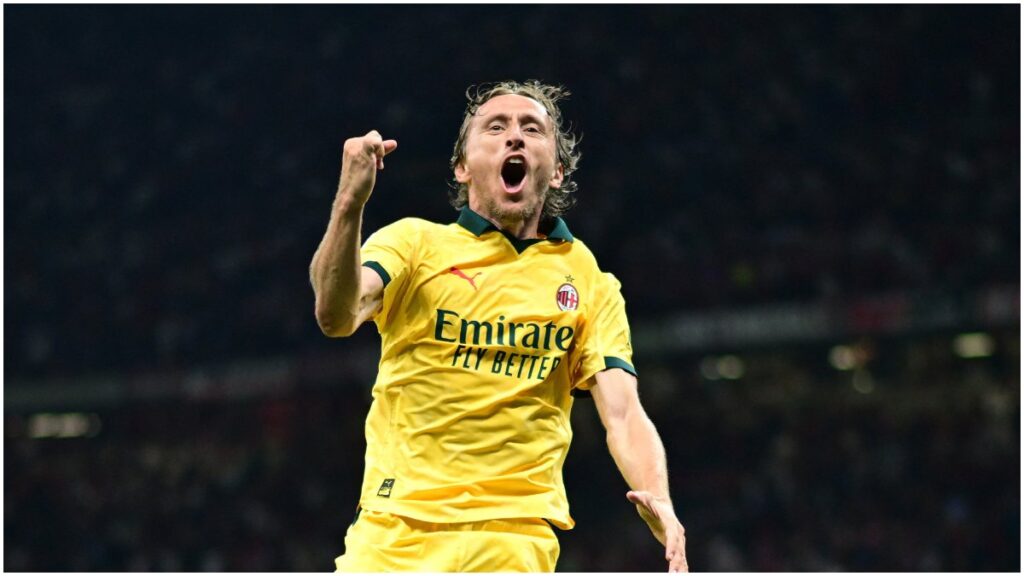 Luka Modric anota en la victoria del Milan | Reuters