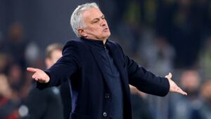 El Fenerbahce de Edson Álvarez rompe el silencio y revela la razón de la salida de Mourinho