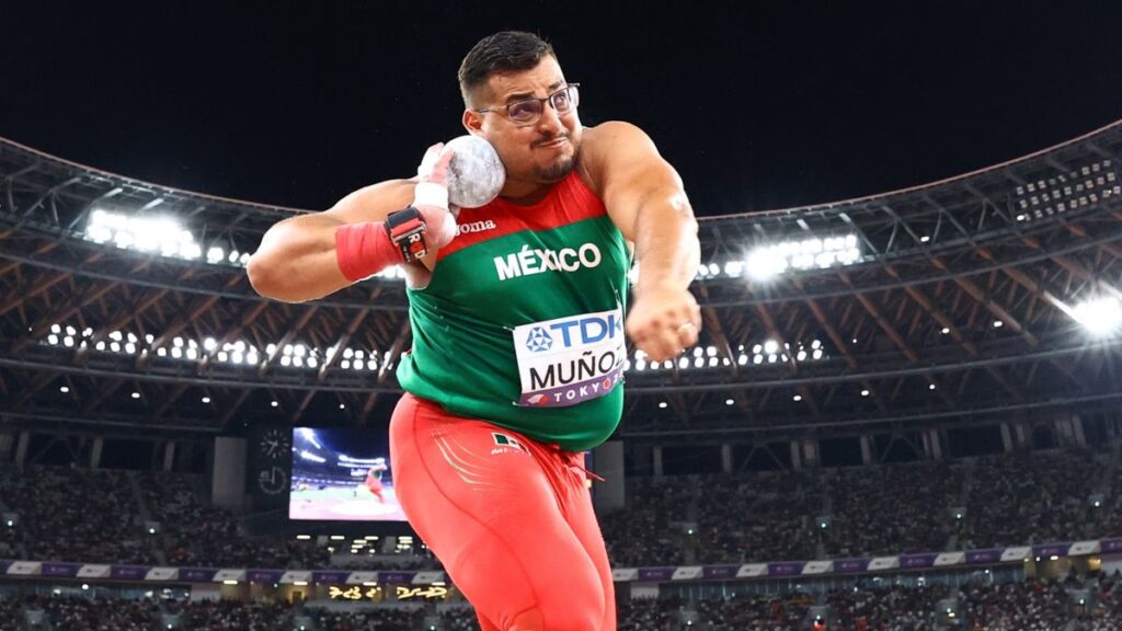 Uziel Muñoz gana histórica plata