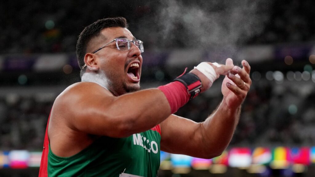 Uziel Muñoz gana histórica plata