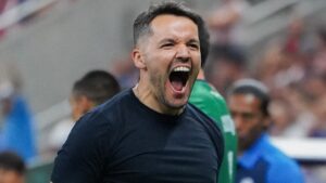 Nicolás Larcamón y el resurgir de Cruz Azul: ¿camino al título del Apertura 2025?