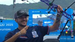 Nicolas Girard firma una ronda perfecta y consigue el oro en el Mundial de Tiro con Arco