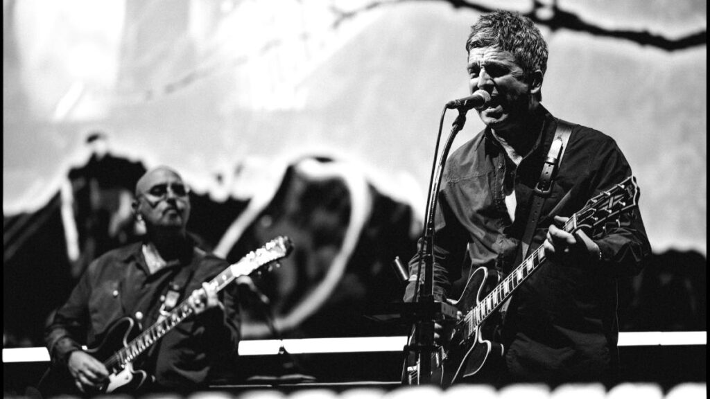 Oasis continúa sus conciertos en Norteamérica