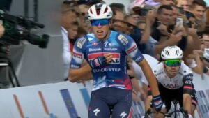 Paul Magnier gana la etapa 1 de la CRO Race 2025 y se viste de líder