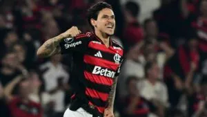Pedro, el delantero que “buscó” Rayados, marca el gol más rápido en la historia del Flamengo