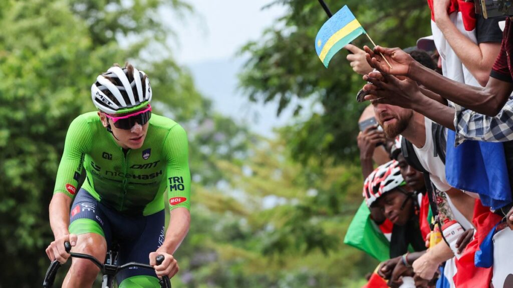 ¡Bicampeón! Tadej Pogacar repite el oro en el Mundial de Ciclismo con su victoria número 105