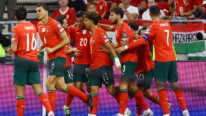 Cancelo rescata un triunfo agónico para Portugal en una noche histórica de Cristiano Ronaldo