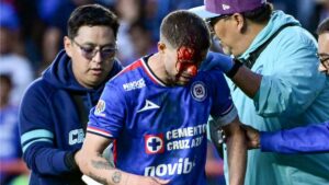 Pachuca vs Cruz Azul: “Daniel Aveces juega correctamente el balón; no hay falta sobre Ignacio Rivero”