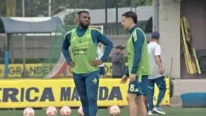 El Clásico Nacional se pone muy francés en Coapa