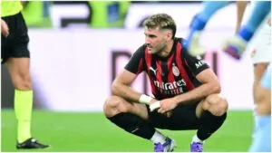 ¿Santiago Gimenez al quirófano?