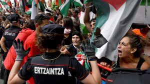 ¡Escándalo tremendo en la Vuelta a España! Incidentes de seguridad dejan una etapa 11 desierta en Bilbao