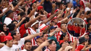 Afición rojiblanca le lleva serenata a Chivas previo al Clásico Nacional