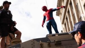 Tom Holland, hospitalizado tras accidente durante rodaje de Spider-Man: Brand New Day