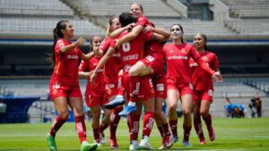 Toluca acecha la cima de la Liga MX Femenil al vencer a Pumas en CU
