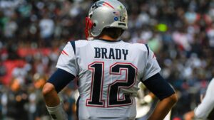 ¡Tom Brady sale del retiro! Jugará un partido el próximo año en Arabia Saudita