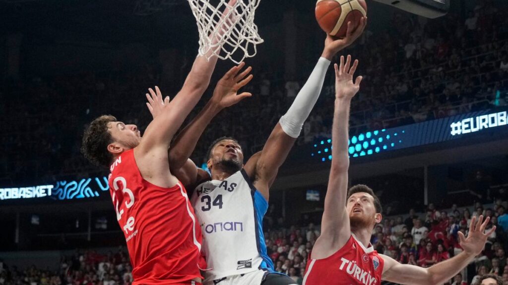 Turquía vence a Grecia en la semifinal del Eurobasket 2025