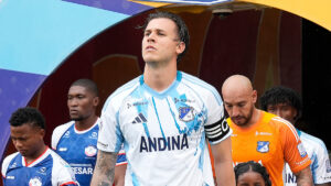 Juan Pablo Vargas le tira un ‘vainazo’ a Camilo Ayala: “¿Vamos a venir con un teléfono?”