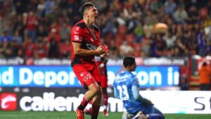 Manita de Tijuana a un León sin James