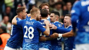 El Como le corta el invicto a una pálida Juventus y asalta los puestos de copas europeas