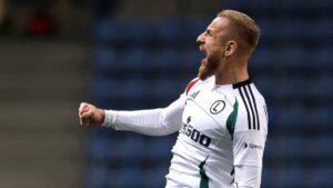 Legia Varsovia da el golpe ante el Shakhtar con un triunfo agónico