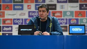 La principal exigencia de Tena para continuar en Guatemala