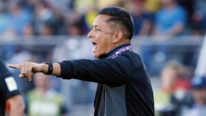 César Torres, sin “nada que reprochar” por la igualdad de Colombia ante Noruega