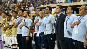 La alineación titular que probó Tena para el partido contra Panamá