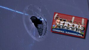 Universidad de Chile vuelve a armar desastre en la Copa Sudamericana: hinchas atacan el bus de Lanús