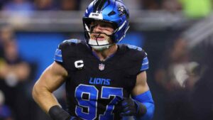 Aidan Hutchinson, segundo defensivo mejor pagado en la historia tras renovar con Lions
