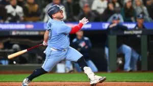 Alejandro Kirk y los Blue Jays despiertan para propinar paliza a los Mariners