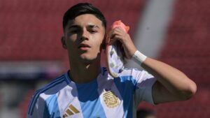 Alejo Sarco calienta los cuartos de final: “No vimos nada de México”