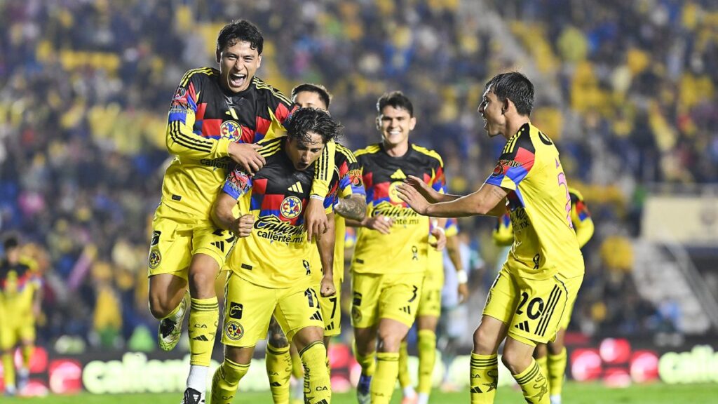 América en festejo de gol