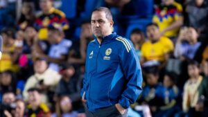 Jardine celebra renovación de Brian Rodríguez y llama a la calma ante las lesiones