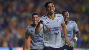Ángel Sepúlveda salva a Cruz Azul y arruina homenaje de Tigres a Nahuel Guzmán