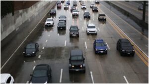 Hoy No Circula 2025: ¿Qué autos no circulan el viernes 24 de octubre?