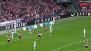 El Athletic Club se acuerda de jugar en el suelo y vence al Mallorca