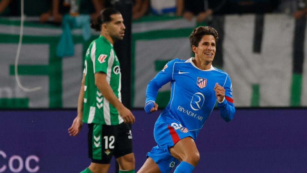 Giuliano Simeone celebra un gol. - Marcelo Del Pozo, Reuters.