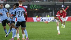 AZ Alkmaar suma su primera victoria en la Conference League