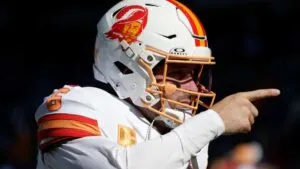 Pronósticos y momios de la semana 15 de la NFL: ¿Quiénes son los favoritos?