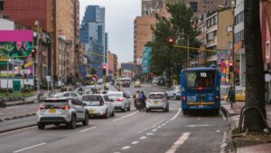 Pico y placa en Bogotá para este viernes, 24 de octubre de 2025: horarios, restricciones y vehículos exentos