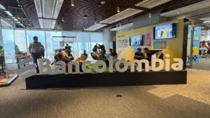 ¿Bancolombia ya está funcionando hoy con normalidad tras la caída de Amazon Web Service?