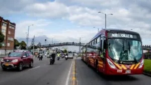 Pico y placa en Bogotá para este lunes, 1 de diciembre de 2025: horarios, restricciones y vehículos exentos