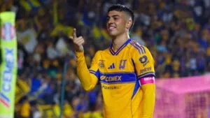 Juan Brunetta firma hat-trick en la victoria de Tigres sobre Necaxa