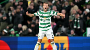 Celtic le pone una velita a la pelota quieta y remonta en casa contra Sturm Graz