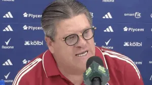 Piojo Herrera envía advertencia y confirma la situación de sus figuras antes de enfrentar a Honduras