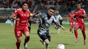 América suda petróleo y vence a Junior: las claves del triunfo en Palmira