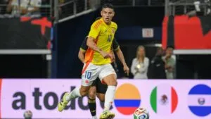 James alcanza al ‘Pibe’ Valderrama: dos genios unidos al servicio de la Selección Colombia
