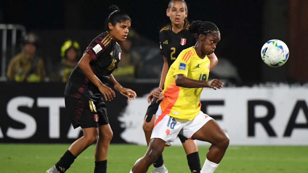 Linda Caicedo jugó el segundo tiempo y le cambió la cara a Colombia. AFP